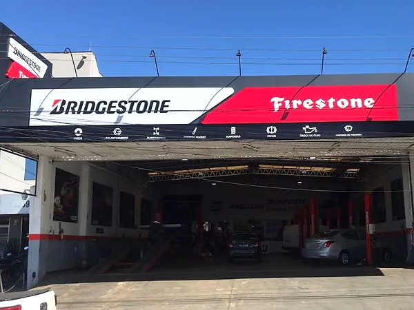 Fachada da loja PneuJah Bridgestone Av. 3º Radial, Setor Pedro Ludovico, Goiânia
